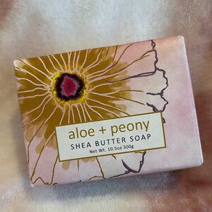 Greenwich Bay Trading Co. Scented Aloe & Peony Hand Soap xl 10.5 oz Bar NWT
